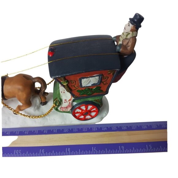 Dickens Collectables Vtg 1995 Horse-Drawn Carriage Christmas Figurine Decoration - Picture 6 of 12